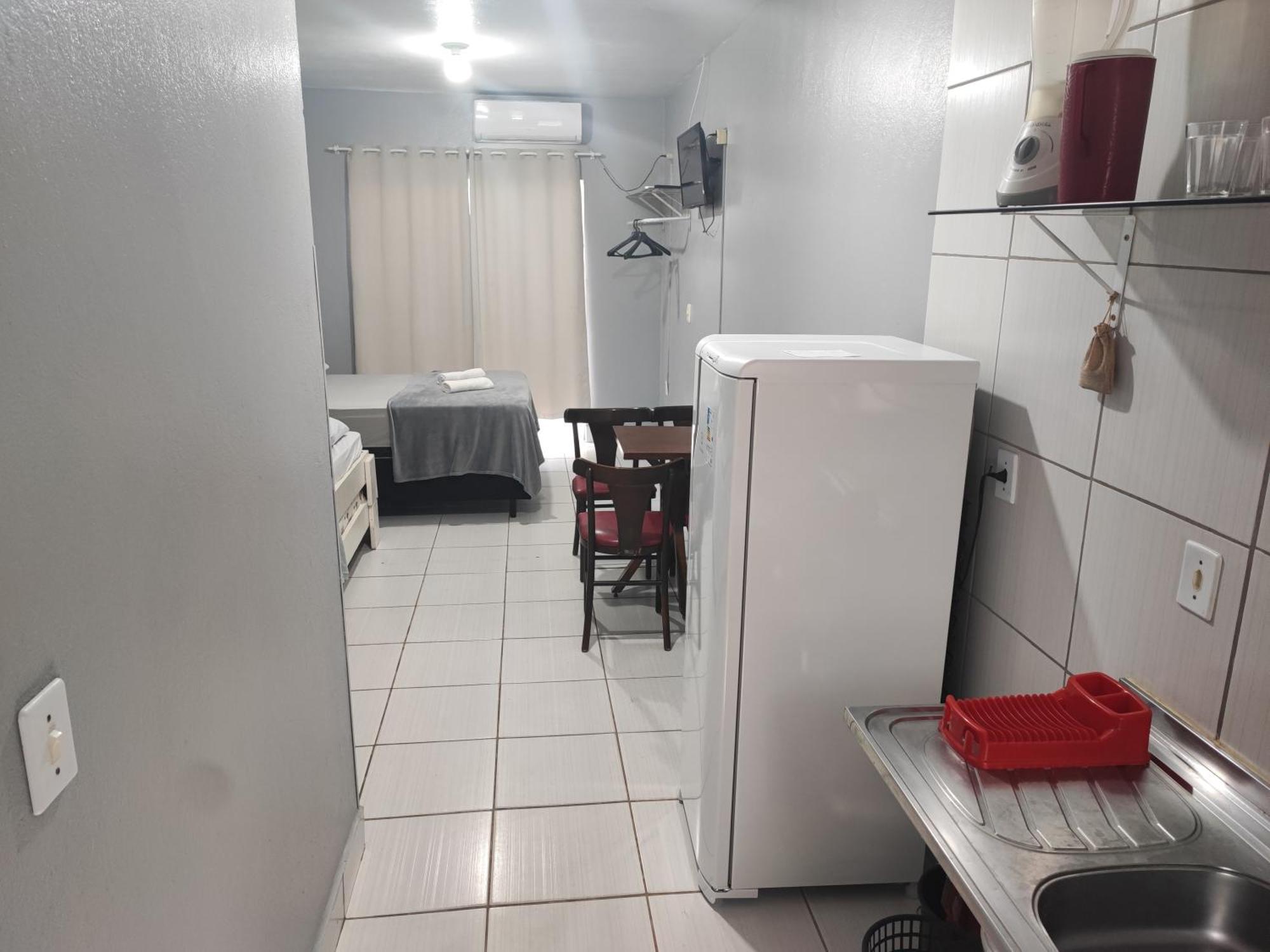 Estudios Individual Na Meia Praia Ar, Wifi, Vaga, Cozinha, Tv Smart - 6 X No Cartao Sem Juros Itapema Dış mekan fotoğraf
